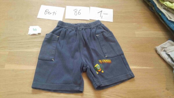 Kurze Hose