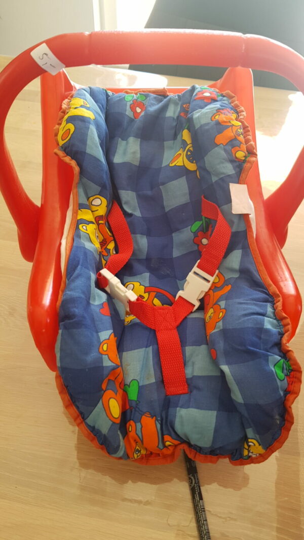 Puppen Maxi Cosi