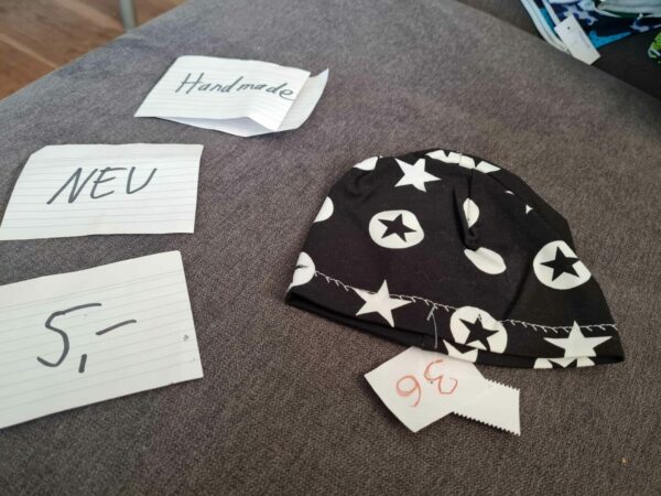 NEU Handmade Mütze KU 36