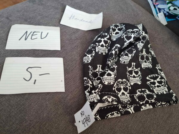 NEU Handmade Mütze KU 48