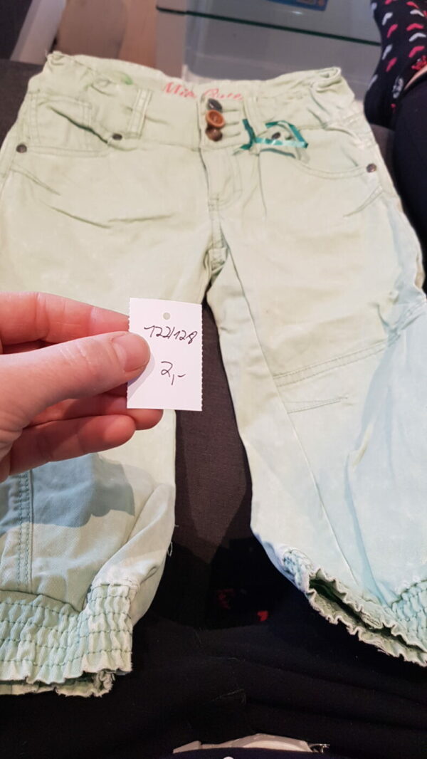 Kurze Hose 122 128