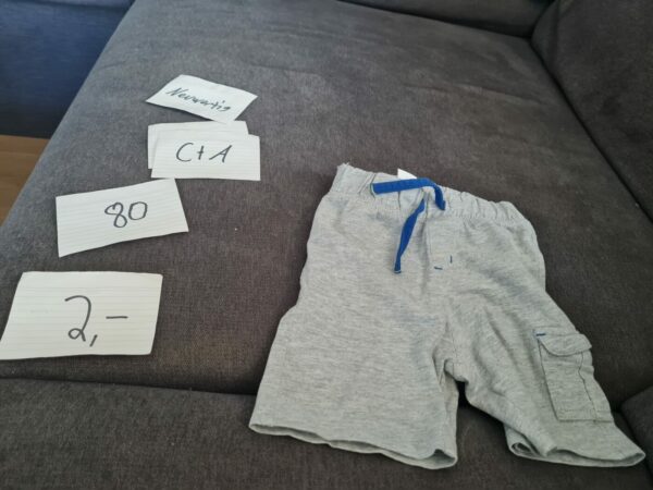 Kurze Hose 80