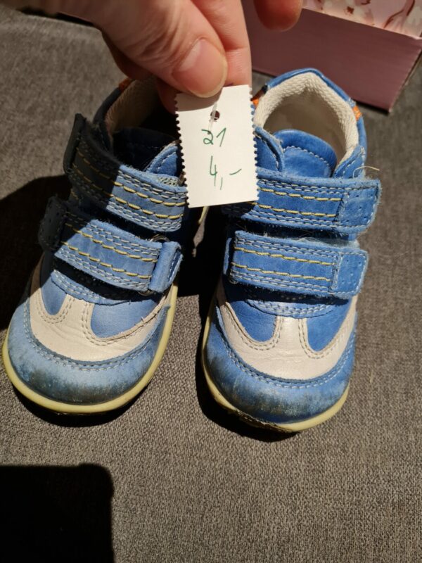Schuh Gr 21