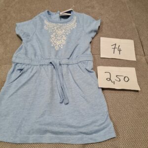 Kleid 74