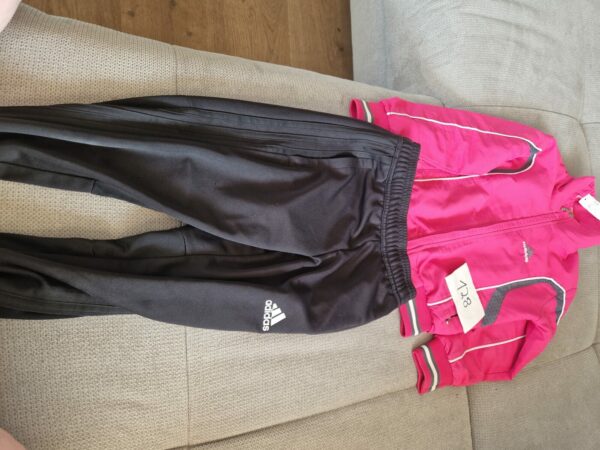 Adidas Jacke und Hose 128