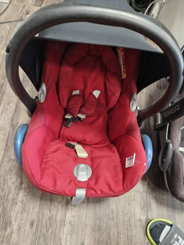 Kindersitz Babyschale Maxi Cosi Rot