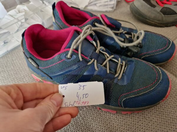 Schuhe 35