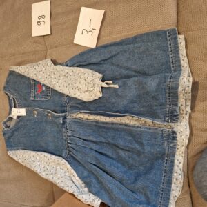 Kleid 98