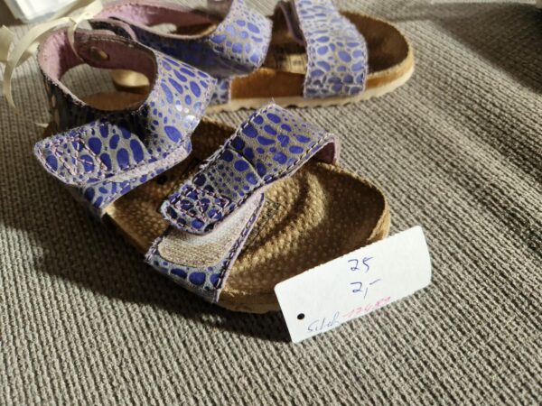 Schuhe 25 Sandalen