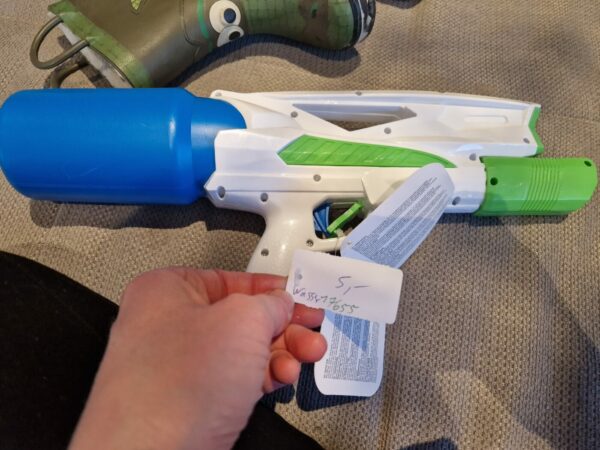 Wasserpistole Neu