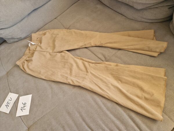 Neu Hose 146