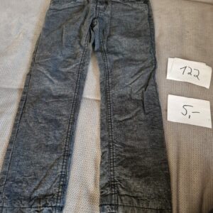 Hose lang neuwertig etwas dicker 122