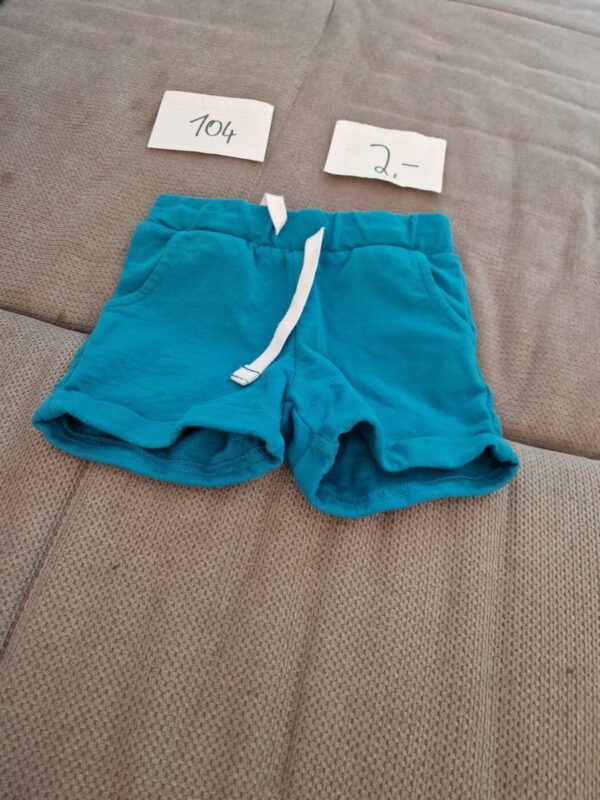 Kurze Hose 104