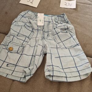 Kurze Hose 92