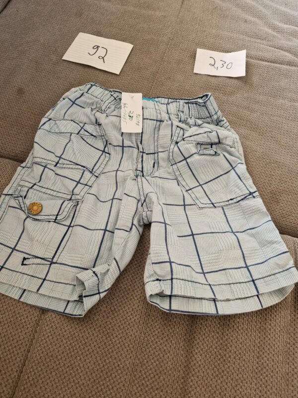 Kurze Hose 92