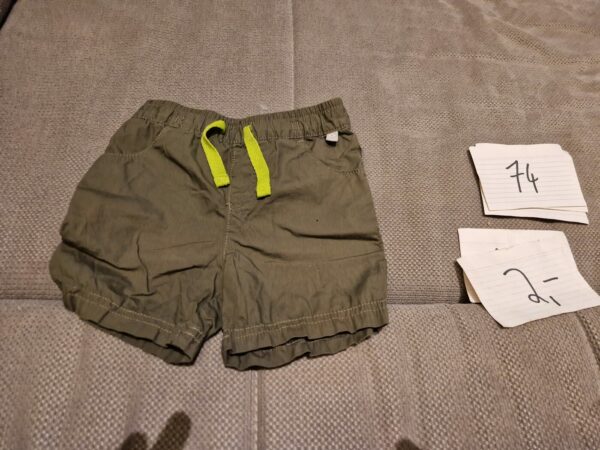 Kurze Hose 74