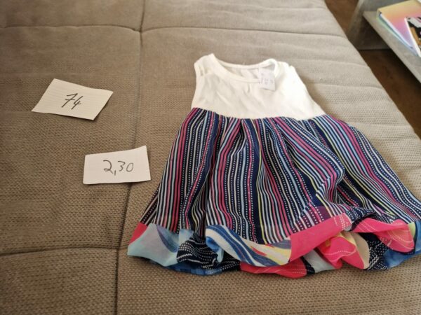 Kleid 74