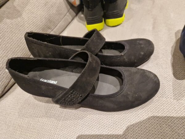 Schuhe Neu 42