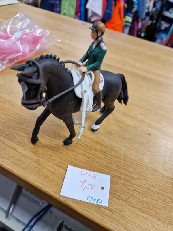 Schleich Pferd mit Reiterin, Sattel, Halfter