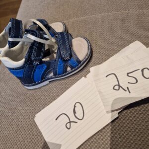Schuhe 20