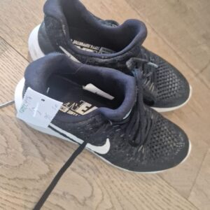 Schuhe Nike 36