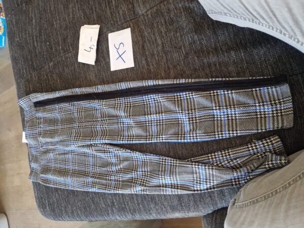 XS Hose lang