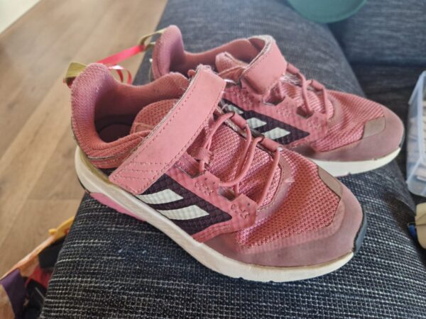 Schuhe 31