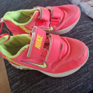 Schuhe Nike 29