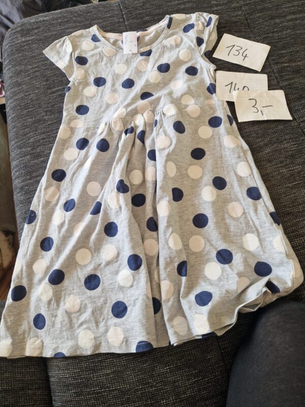 Kleid 134 140