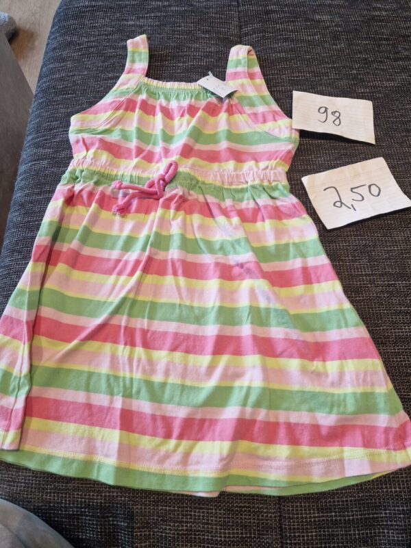 Kleid 98