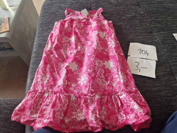Kleid 104