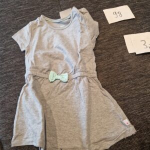 Kleid 98