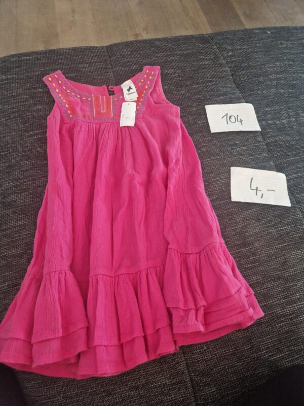 Kleid 104