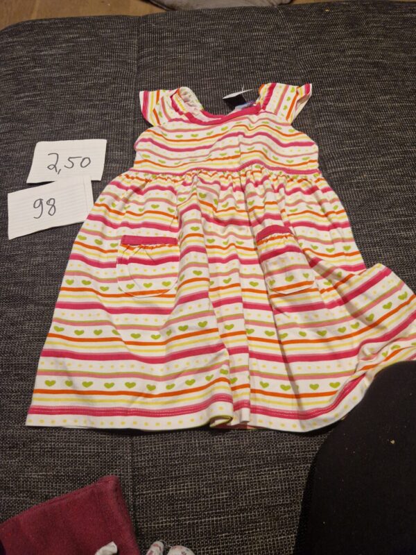 Kleid 98