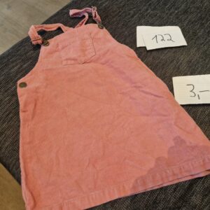 Kleid 122