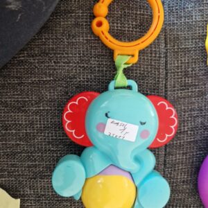 Babyspielzeug Rassel