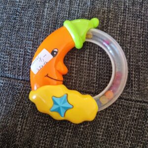 Babyspielzeug Rassel