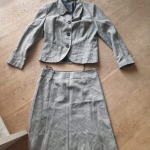 Set Oberteil Jacke und Rock 42 S. Oliver