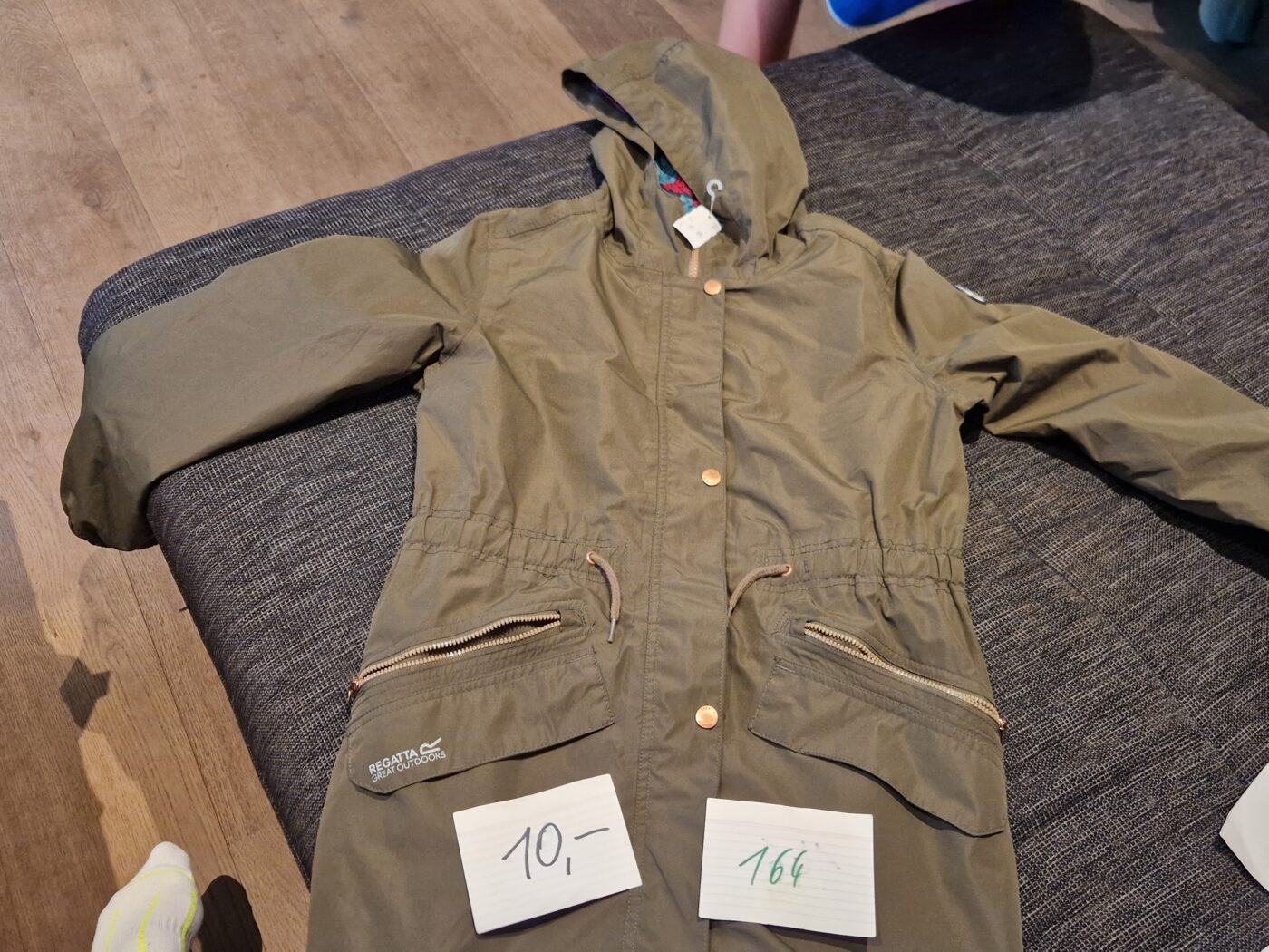 Jacke neuwertig 164