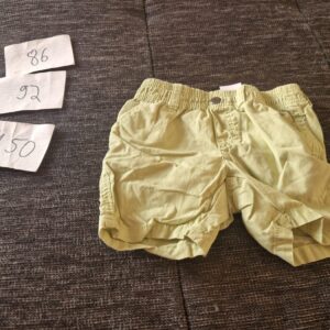 Kurze Hose 86 92