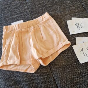 Kurze Hose 86