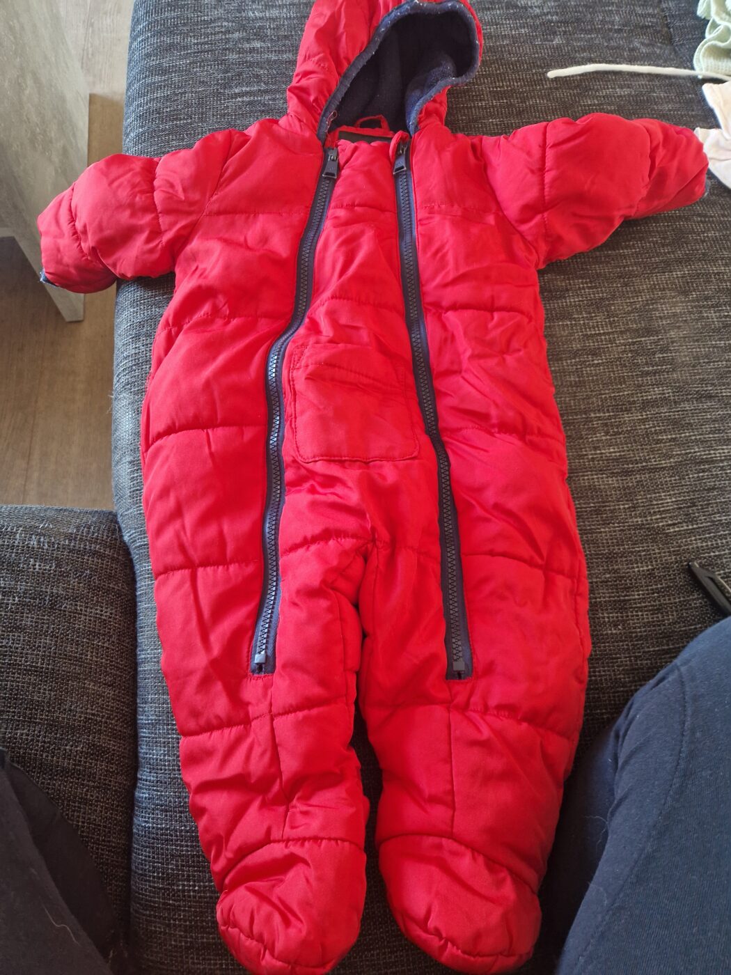 Schneeanzug 6-9 Monate 68 74