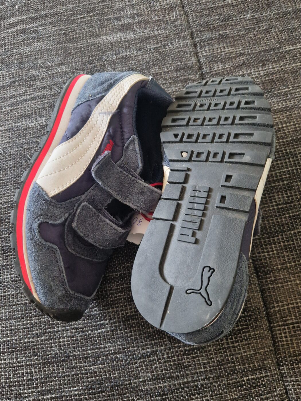 Schuhe Puma 30