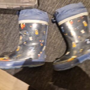 Schuh 28 Gummistiefel gefüttert