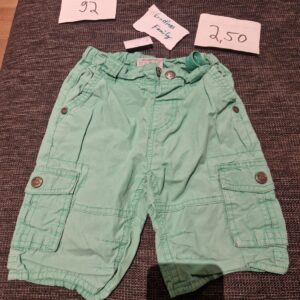 Kurze Hose 92