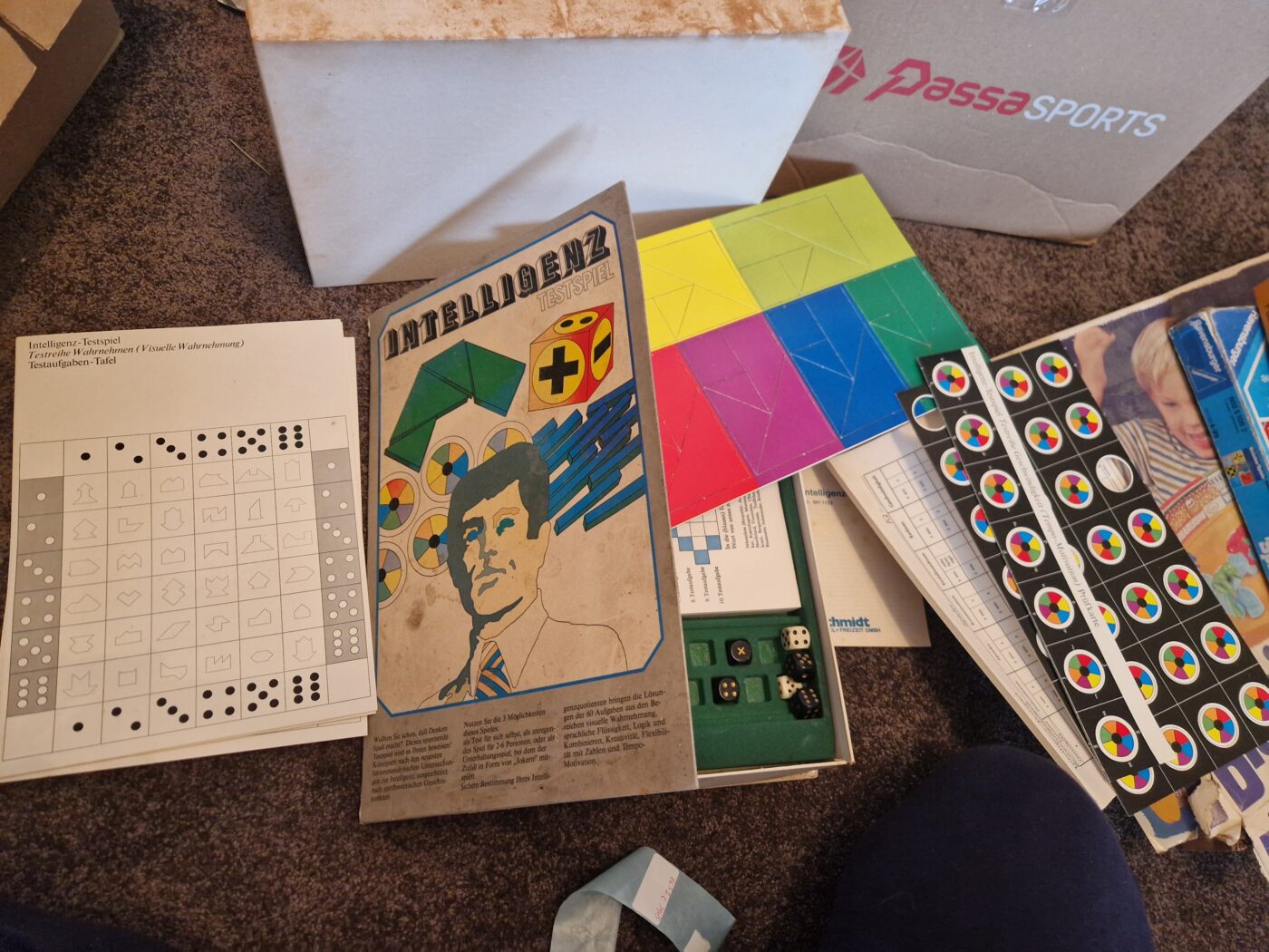 Spiel Intelligenzspiel wie Neu, allerdings hat die Packung gebrauchsspuren ( Keller)