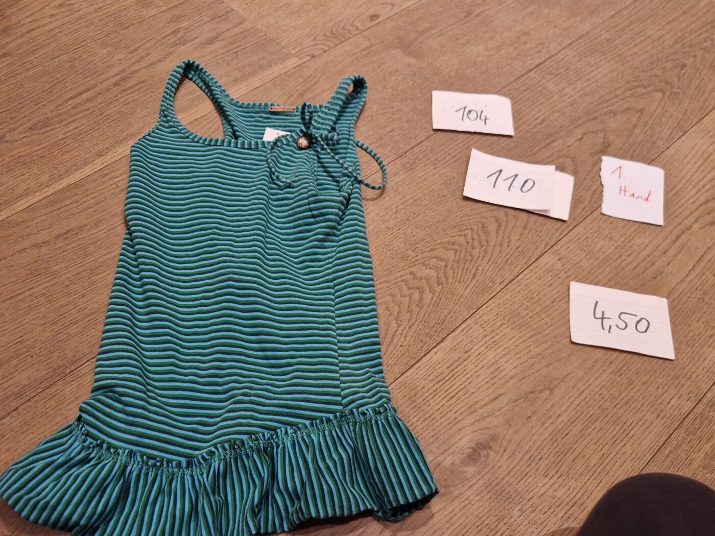 Kleid 1.Hand 104 110 hoher NP