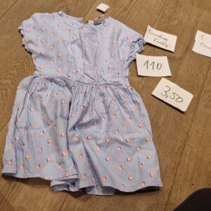 1. Hand Kleid 110