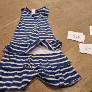 Kleid neuwertig 128