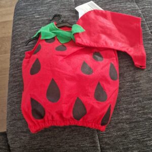 Kostüm Erdbeere Neu 3-4 Jahre mit 2 Mützen